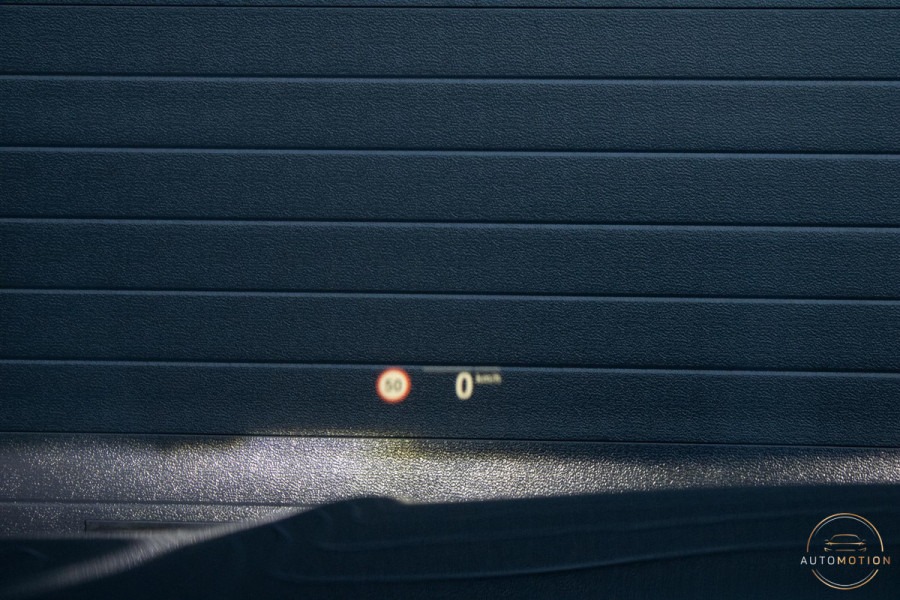 BMW 3-serie 330e PANO MEMORY M PAKKET CAMERA HUD