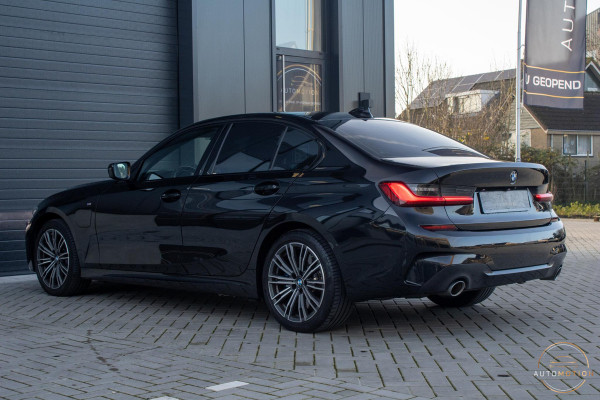 BMW 3-serie 330e PANO MEMORY M PAKKET CAMERA HUD