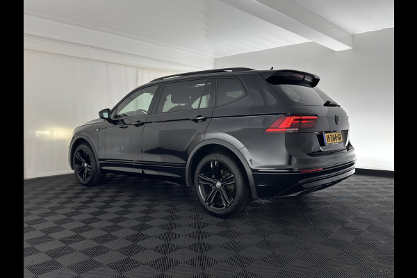 Volkswagen Tiguan Allspace 1.5 TSI R-Line Highline Business [ 7-Pers. ] Aut. *PANO | ARTVELOURS | FULL-LED | DIGI-COCKPIT | KEYLESS | ADAPTIVE-CRUISE | CAMERA | SHIFTPADDLES | CARPLAY | DAB+ | HEATED-COMFORTSEATS | NAVI-FULLMAP | PRIVACYGLASS | 19''ALU*