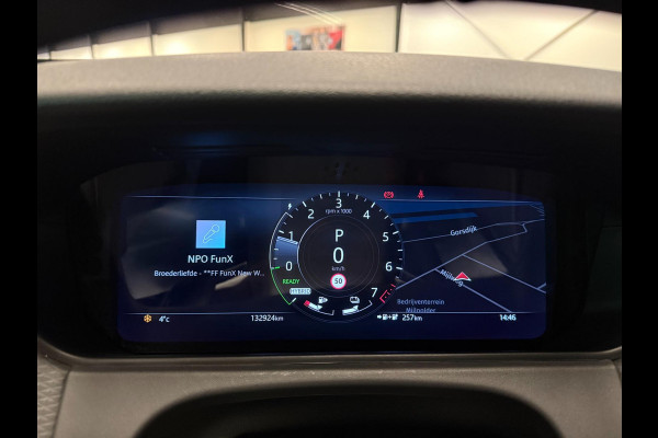 Land Rover Range Rover Velar 2.0 P400e R-Dynamic HSE PANO/MERIDIAN-SOUND/LEDER/V-COCKPIT/H-UP/DAB/CARPLAY///