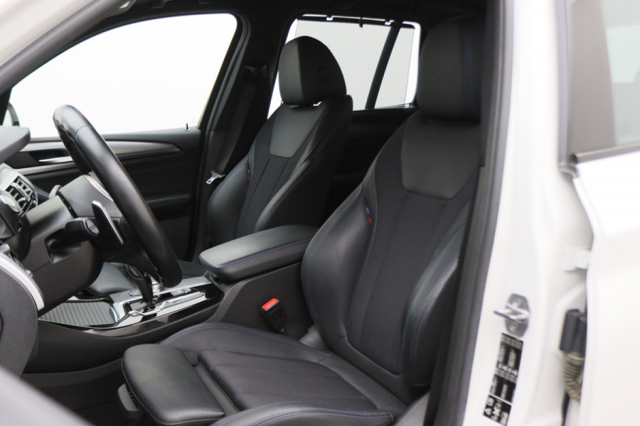 BMW X3 xDrive30i High Executive M Sport LED, Navigatie, Stoelverwarming, Climate, Cruise, 20"