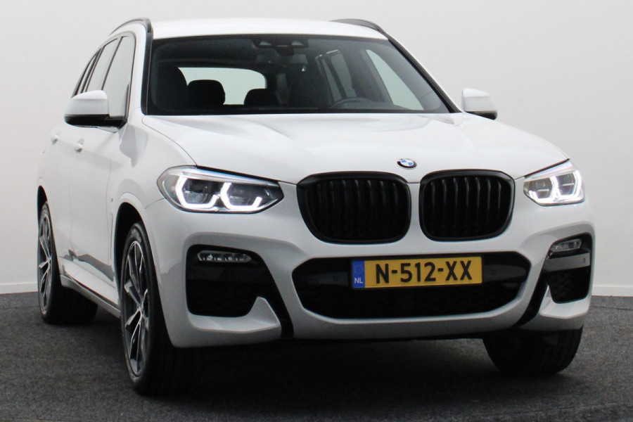 BMW X3 xDrive30i High Executive M Sport LED, Navigatie, Stoelverwarming, Climate, Cruise, 20"