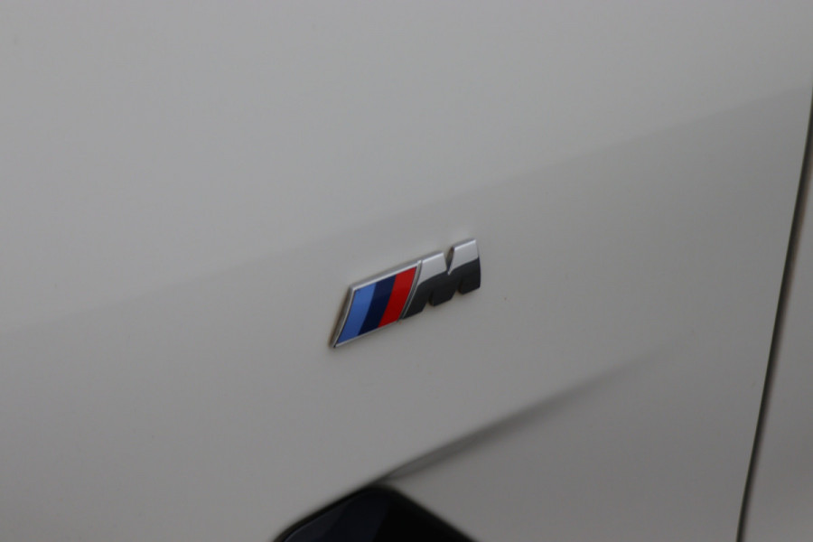 BMW X3 xDrive30i High Executive M Sport LED, Navigatie, Stoelverwarming, Climate, Cruise, 20"