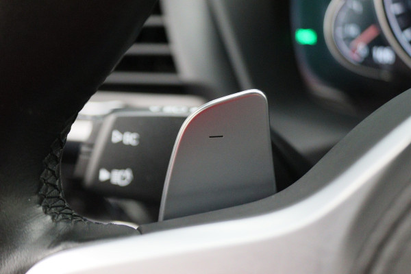 BMW X3 xDrive30i High Executive M Sport LED, Navigatie, Stoelverwarming, Climate, Cruise, 20"