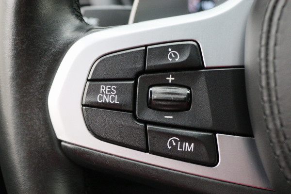 BMW X3 xDrive30i High Executive M Sport LED, Navigatie, Stoelverwarming, Climate, Cruise, 20"