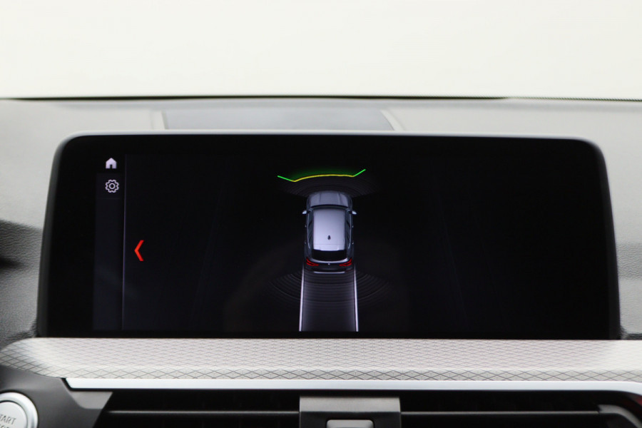 BMW X3 xDrive30i High Executive M Sport LED, Navigatie, Stoelverwarming, Climate, Cruise, 20"