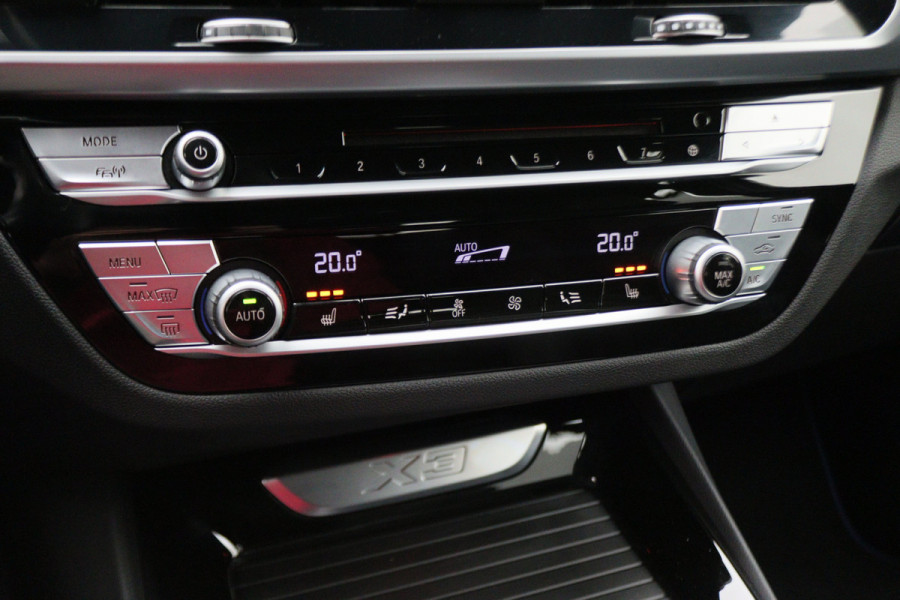 BMW X3 xDrive30i High Executive M Sport LED, Navigatie, Stoelverwarming, Climate, Cruise, 20"