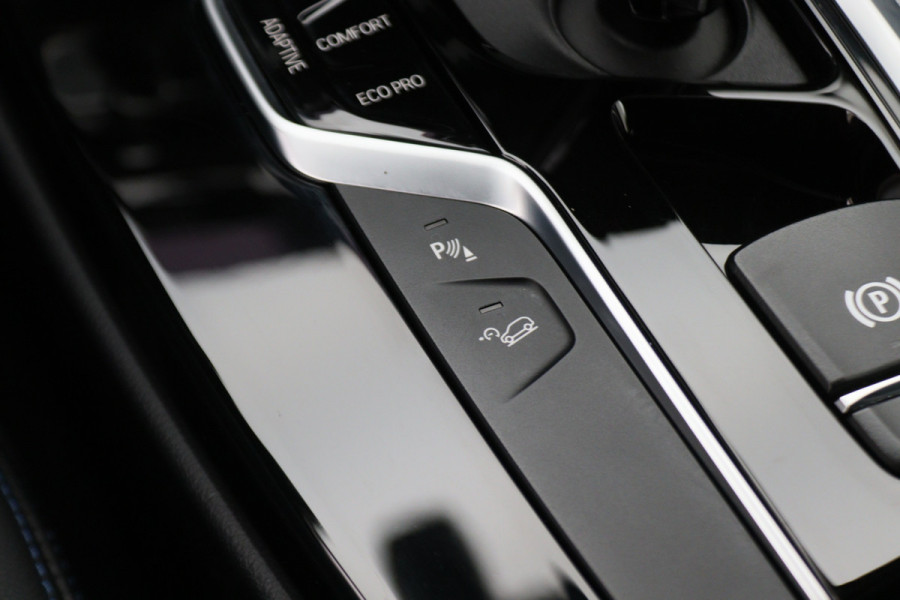 BMW X3 xDrive30i High Executive M Sport LED, Navigatie, Stoelverwarming, Climate, Cruise, 20"