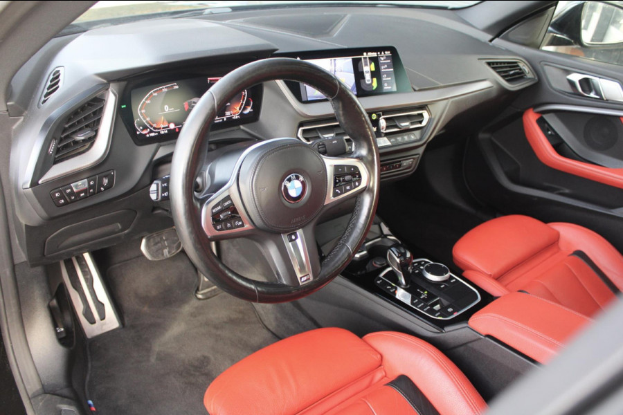 BMW 2 Serie Gran Coupé 218i M-Sport Shadow | Pano | Kuipstoelen | HIFI | Camera | Fabrieksgarantie
