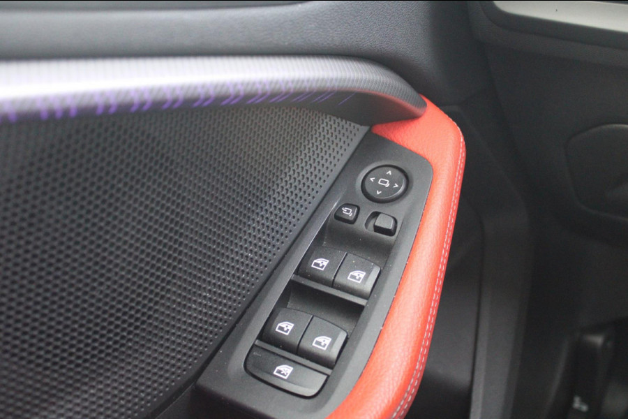 BMW 2 Serie Gran Coupé 218i M-Sport Shadow | Pano | Kuipstoelen | HIFI | Camera | Fabrieksgarantie