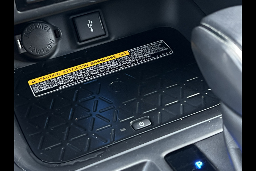 Toyota RAV4 2.5 Plug-in Hybrid AWD Bi-Tone Plus | Navi | LED | 360 Camera | CarPlay | ACC | Camera | 19 inch