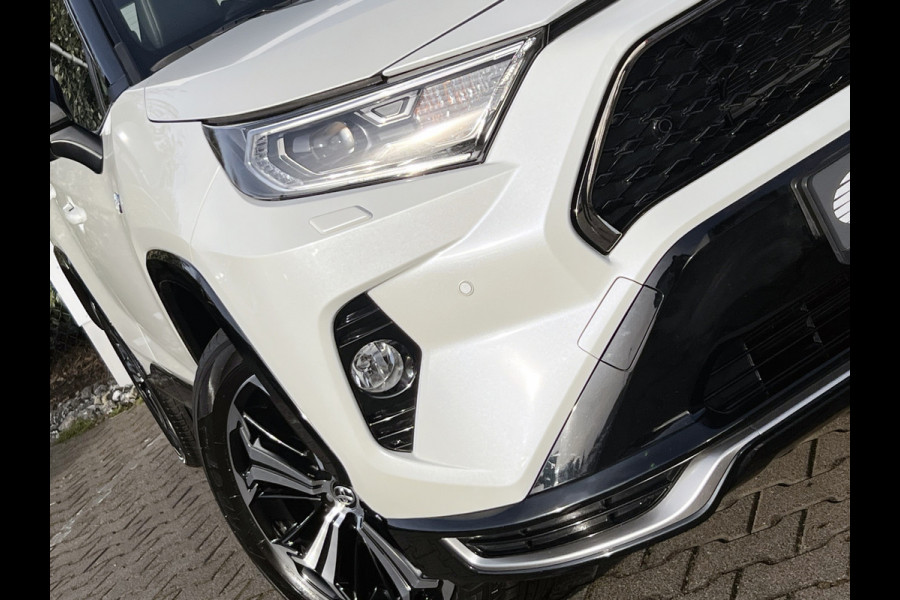 Toyota RAV4 2.5 Plug-in Hybrid AWD Bi-Tone Plus | Navi | LED | 360 Camera | CarPlay | ACC | Camera | 19 inch