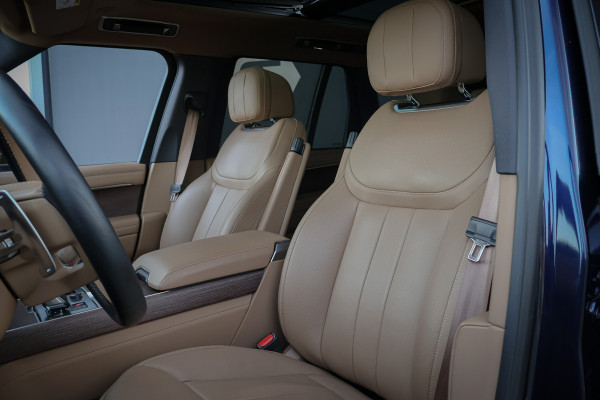 Land Rover Range Rover P510e HSE | ADAPTIVE CRUISE | VIERWIELBESTURING | STOELKOELING/VERWARMING | HEAD-UP | PANORAMADAK | STUURVERWARMING | MERIDIAN | HSE