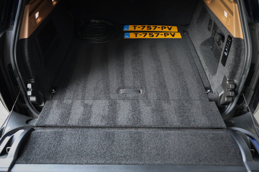 Land Rover Range Rover P510e HSE | ADAPTIVE CRUISE | VIERWIELBESTURING | STOELKOELING/VERWARMING | HEAD-UP | PANORAMADAK | STUURVERWARMING | MERIDIAN | HSE