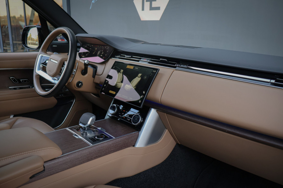 Land Rover Range Rover P510e HSE | ADAPTIVE CRUISE | VIERWIELBESTURING | STOELKOELING/VERWARMING | HEAD-UP | PANORAMADAK | STUURVERWARMING | MERIDIAN | HSE