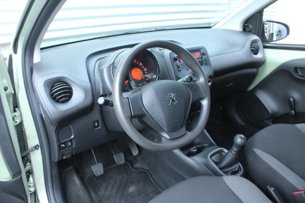 Peugeot 108 1.0 e-VTi 73pk Access NL-Auto NAP 35.422km Stuurbekrachtiging LED