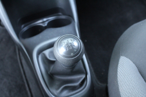 Peugeot 108 1.0 e-VTi 73pk Access NL-Auto NAP 35.422km Stuurbekrachtiging LED