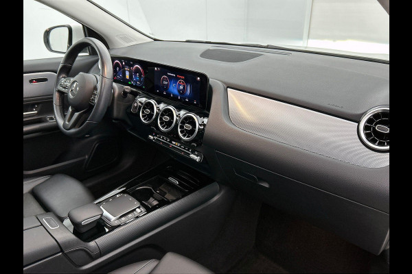 Mercedes-Benz GLA 250 e Plug-In 218PK 360° CAMERA | PANORAMADAK | WIDESCREEN