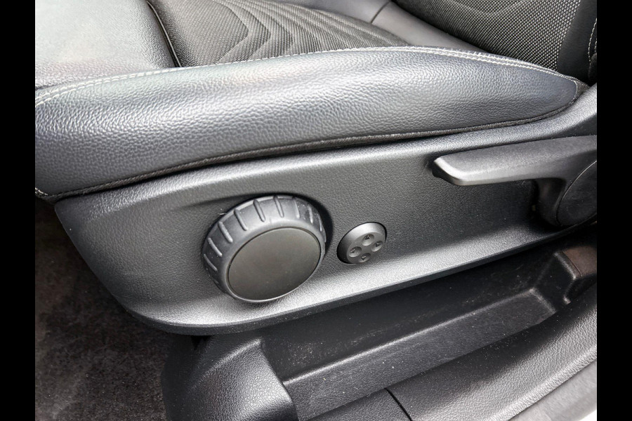 Mercedes-Benz GLA 250 e Plug-In 218PK 360° CAMERA | PANORAMADAK | WIDESCREEN