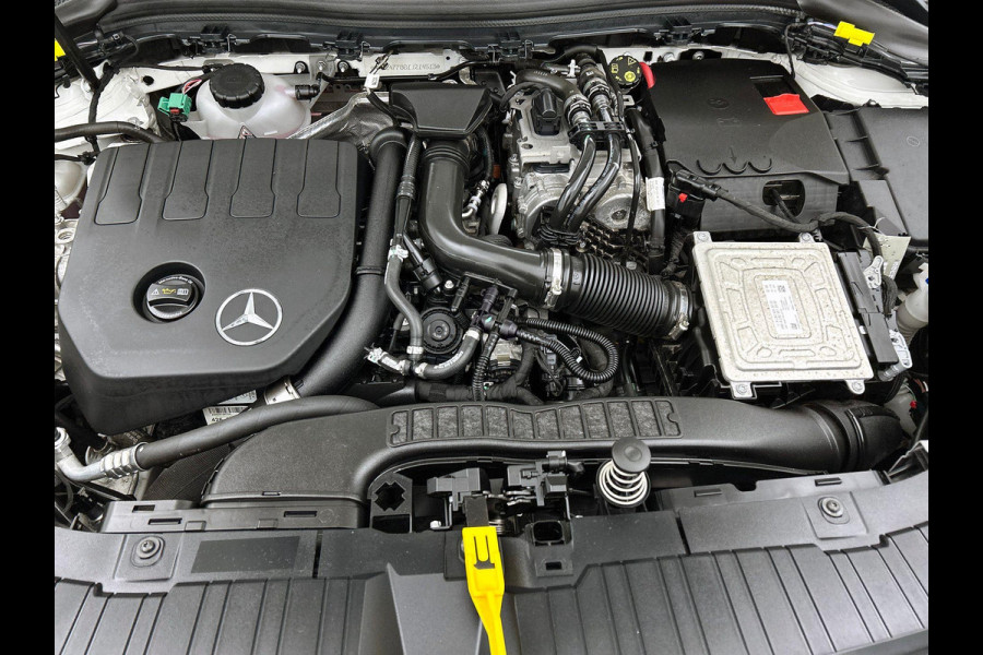 Mercedes-Benz GLA 250 e Plug-In 218PK 360° CAMERA | PANORAMADAK | WIDESCREEN