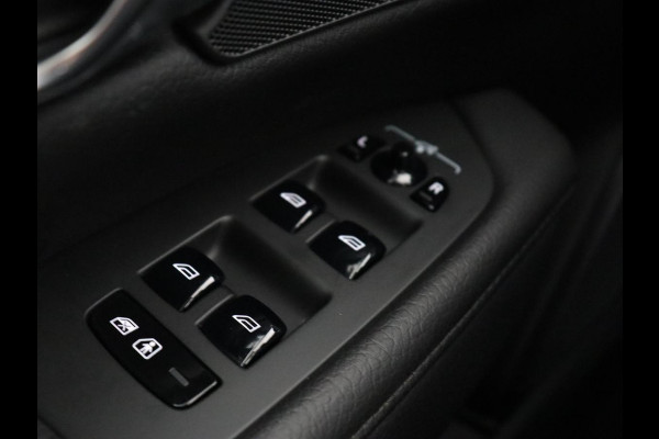 Volvo V90 2.0 T6 Recharge AWD Inscription | Trekhaak | Leder | Stoel & stuurverwarming | Adaptive cruise | Kinderzitjes | Camera | Navigatie | Carplay | Full LED | PHEV | Plug In