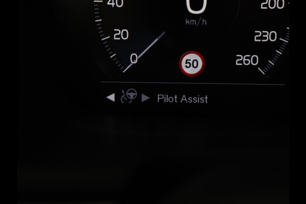 Volvo V90 2.0 T6 Recharge AWD Inscription | Trekhaak | Leder | Stoel & stuurverwarming | Adaptive cruise | Kinderzitjes | Camera | Navigatie | Carplay | Full LED | PHEV | Plug In