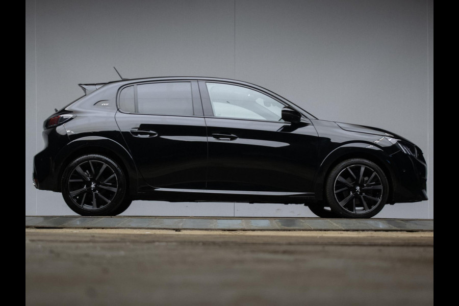 Peugeot 208 1.2 PureTech GT Pack (PANORAMADAK,CARPLAY,ELECTRISCHE STOELEN,LEDER,3D CAMERA,LED,XENON,BLACK/PACK,PDC,NETTESTAAT)