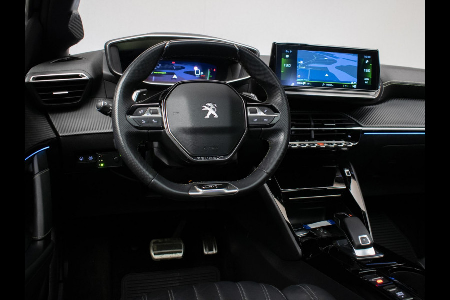 Peugeot 208 1.2 PureTech GT Pack (PANORAMADAK,CARPLAY,ELECTRISCHE STOELEN,LEDER,3D CAMERA,LED,XENON,BLACK/PACK,PDC,NETTESTAAT)
