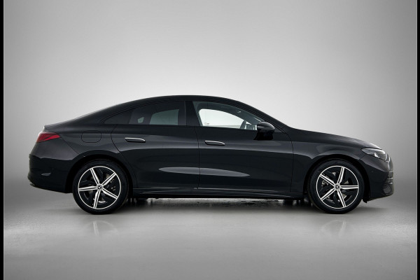 Mercedes-Benz CLA-Klasse 250+ Launch Edition 85 kWh | Trekhaak | Smartphone integratie | Warmtepomp | Nightpakket | Multibeam LED | Antidiefstal pakket URBAN GUARD | Sierdelen aluminium |