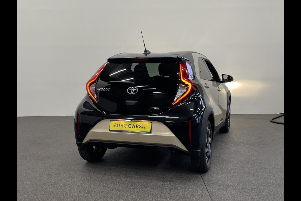 Toyota Aygo X 1.0 VVT-i Automaat Pulse Navigatie Apple Carplay/Android Auto Camera 17" Lichtmetalen Velgen Climate Control Adaptive Cruise Control Two Tone