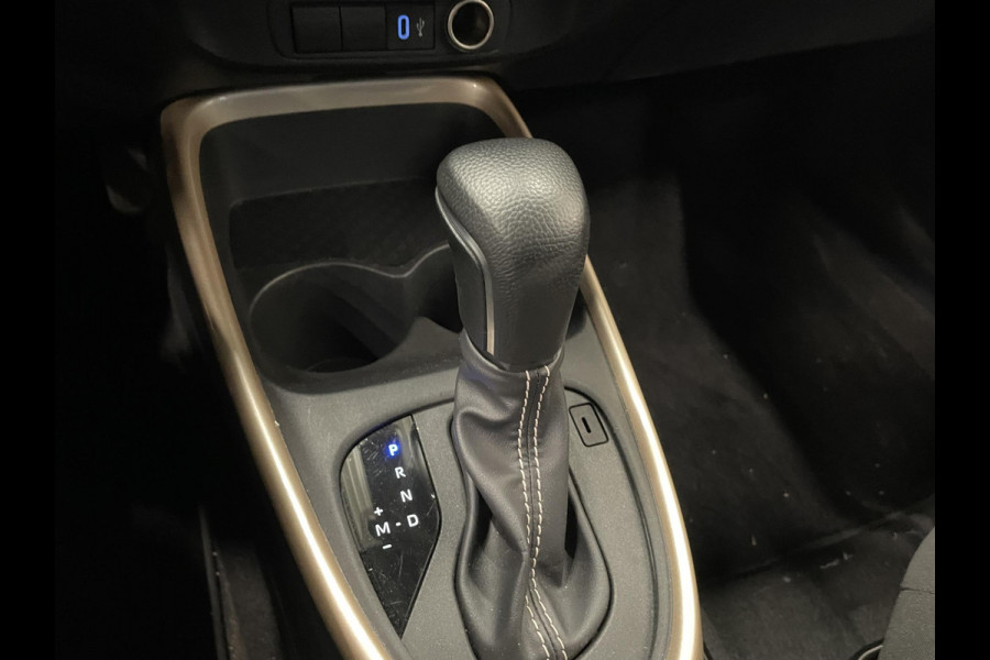 Toyota Aygo X 1.0 VVT-i Automaat Pulse Navigatie Apple Carplay/Android Auto Camera 17" Lichtmetalen Velgen Climate Control Adaptive Cruise Control Two Tone