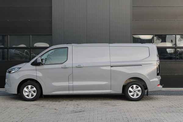 Ford Transit Custom 320 2.5 PHEV L2H1 Limited 232pk - 2x Schuifdeur - Trekhaak - Stoel/Stuurverwarming - ACC - Blindspot - Keyless - Rijklaar