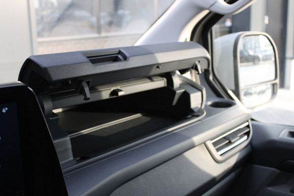 Ford Transit Custom 320 2.5 PHEV L2H1 Limited 232pk - 2x Schuifdeur - Trekhaak - Stoel/Stuurverwarming - ACC - Blindspot - Keyless - Rijklaar