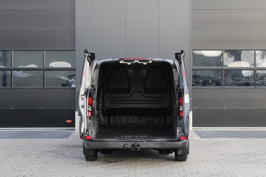 Ford Transit Custom 320 2.5 PHEV L2H1 Limited 232pk - 2x Schuifdeur - Trekhaak - Stoel/Stuurverwarming - ACC - Blindspot - Keyless - Rijklaar
