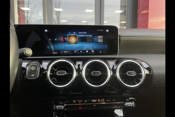 Mercedes-Benz A-Klasse 180 Business Solution Lederen bekleding |