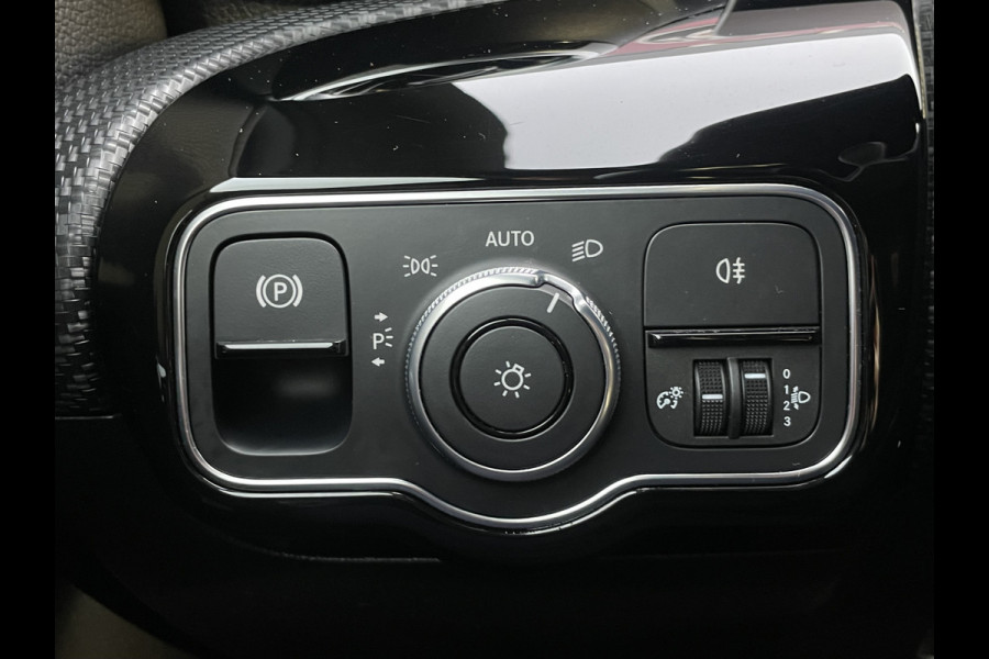 Mercedes-Benz A-Klasse 180 Business Solution Lederen bekleding |