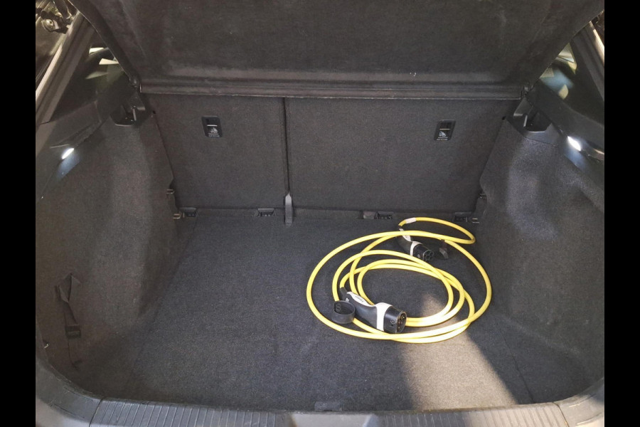 Volkswagen ID.4 Pro 77 kWh  | LED | Adaptieve Cruise Control | SOH 90% |