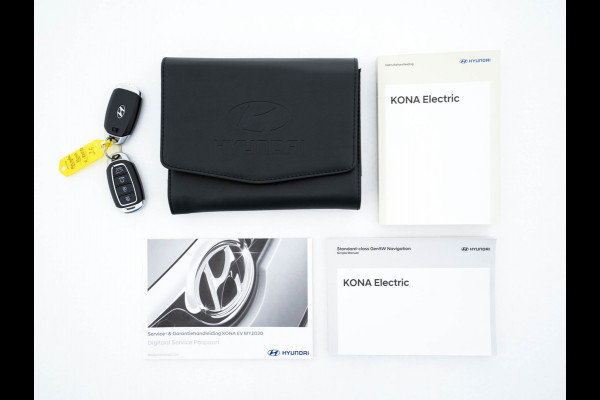 Hyundai Kona EV Fashion 39 kWh [ 3-Fase ] {SOH-100%} (INCL-BTW) Aut.*HEATPUMP | HEAD-UP | NAVI-FULLMAP | DIGI-COCKPIT | FULL-LED | KRELL-AUDIO | LANE-ASSIST | KEYLESS | CAMERA | SHIFT-PADDLES | DAB | ADAPTIVE-CRUISE | COMFORT-SEATS | 17"ALU*