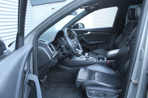 Audi Q5 2.0 TFSI 252pk quattro Sport S Line Black Edition Panoramadak Clima Cruise Navi Camera B&O Leder LMV Trekhaak 2400kg