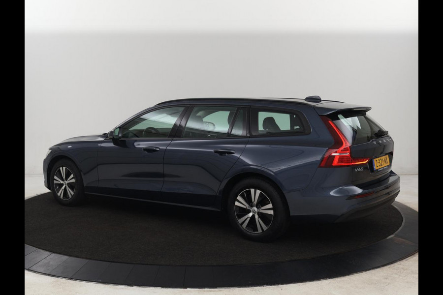 Volvo V60 2.0 D3 Momentum | Carplay | Navigatie | Full LED | Cruise control | Parkeerhulp | Climate control | Bluetooth | Digital Cockpit