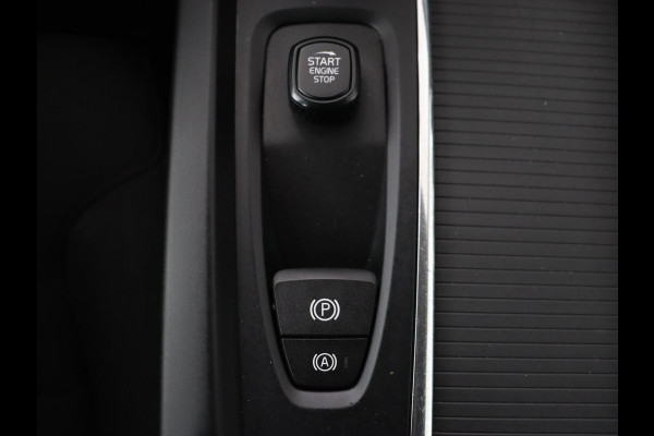 Volvo V60 2.0 D3 Momentum | Carplay | Navigatie | Full LED | Cruise control | Parkeerhulp | Climate control | Bluetooth | Digital Cockpit