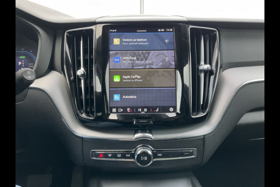 Volvo XC60 2.0 T8 Plug-in hybrid AWD Plus Dark 1Eig BLIS Memory Stoel/stuur Verw Pano Carplay