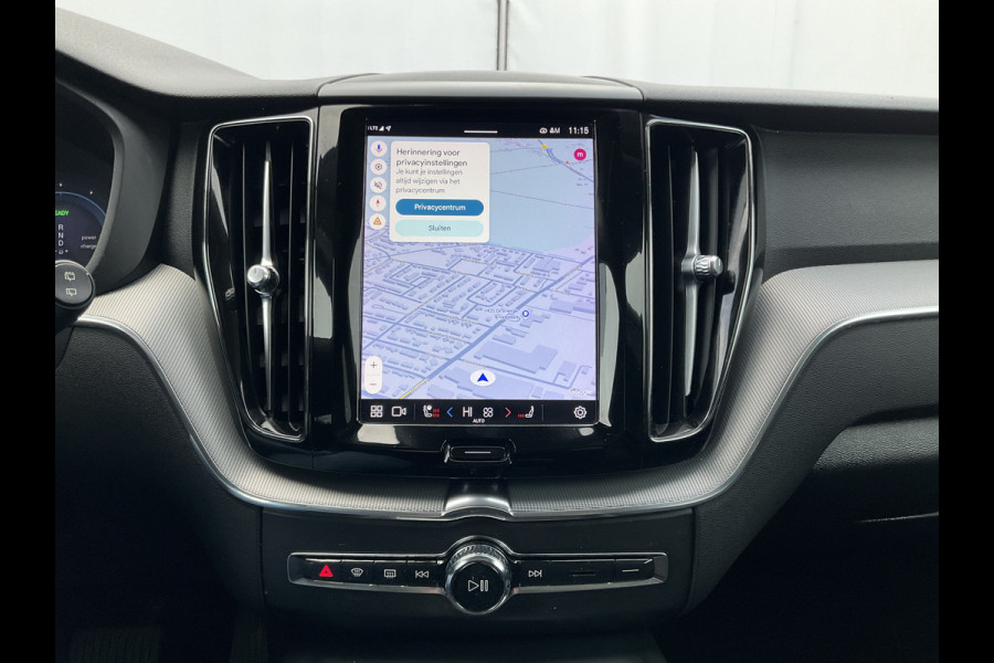 Volvo XC60 2.0 T8 Plug-in hybrid AWD Plus Dark 1Eig BLIS Memory Stoel/stuur Verw Pano Carplay