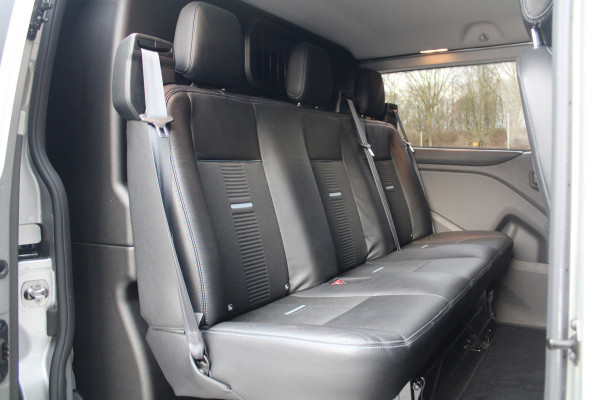 Ford Transit Custom 320 2.0 TDCI L2H1 Active DC 2x Schuifdeur - Trekhaak - Stoelverwarming - ACC - Blindspot - Carplay - Bi-Xenon - Rijklaar