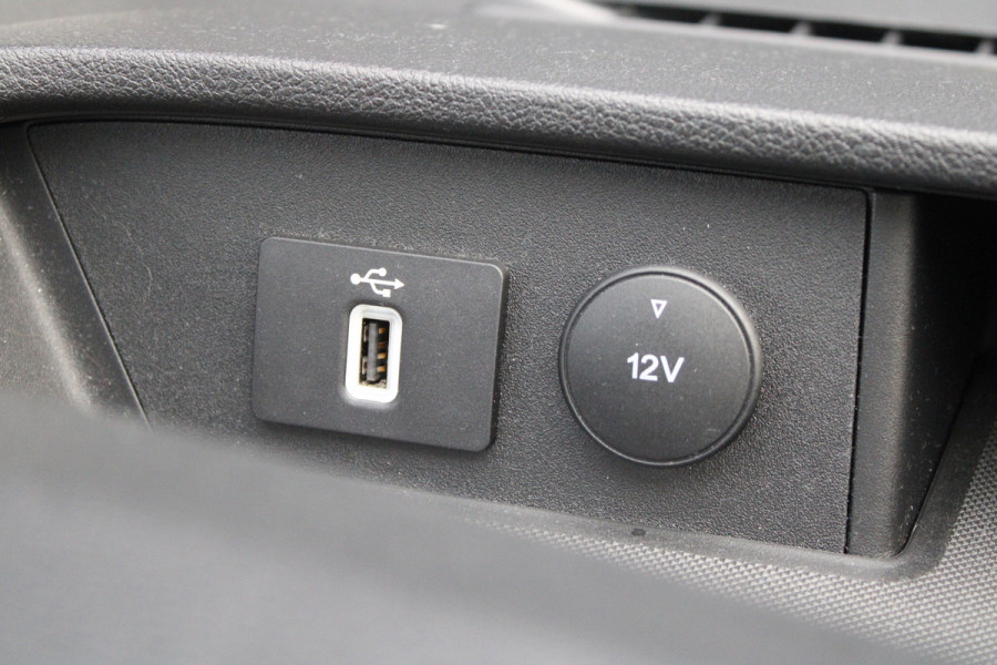 Ford Transit Custom 320 2.0 TDCI L2H1 Active DC 2x Schuifdeur - Trekhaak - Stoelverwarming - ACC - Blindspot - Carplay - Bi-Xenon - Rijklaar