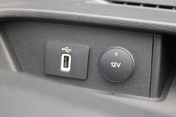 Ford Transit Custom 320 2.0 TDCI L2H1 Active DC 2x Schuifdeur - Trekhaak - Stoelverwarming - ACC - Blindspot - Carplay - Bi-Xenon - Rijklaar