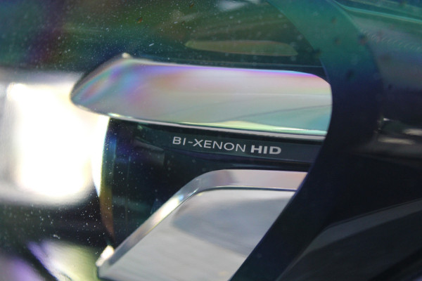 Ford Transit Custom 320 2.0 TDCI L2H1 Active DC 2x Schuifdeur - Trekhaak - Stoelverwarming - ACC - Blindspot - Carplay - Bi-Xenon - Rijklaar