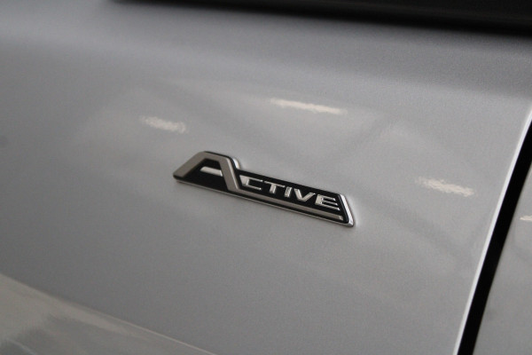 Ford Transit Custom 320 2.0 TDCI L2H1 Active DC 2x Schuifdeur - Trekhaak - Stoelverwarming - ACC - Blindspot - Carplay - Bi-Xenon - Rijklaar