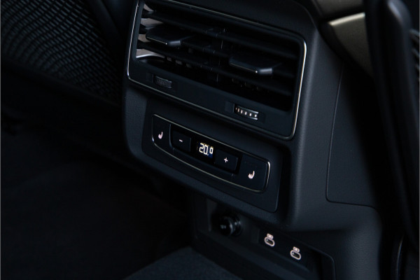 Audi Q8 60 TFSI e quattro Competition Massage, Head-up, Vierwielbesturing, B&O, Soft-Close, VOL