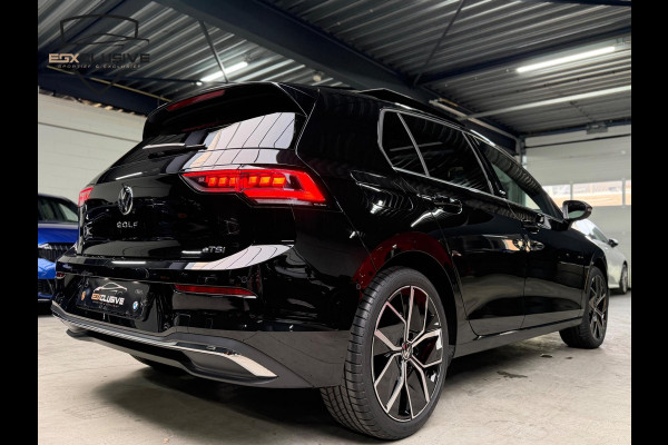 Volkswagen Golf 1.5 eTSI Life Edition Pano/HUD/Alcantara